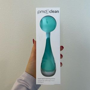 PMD Clean - Facial Cleansing Device